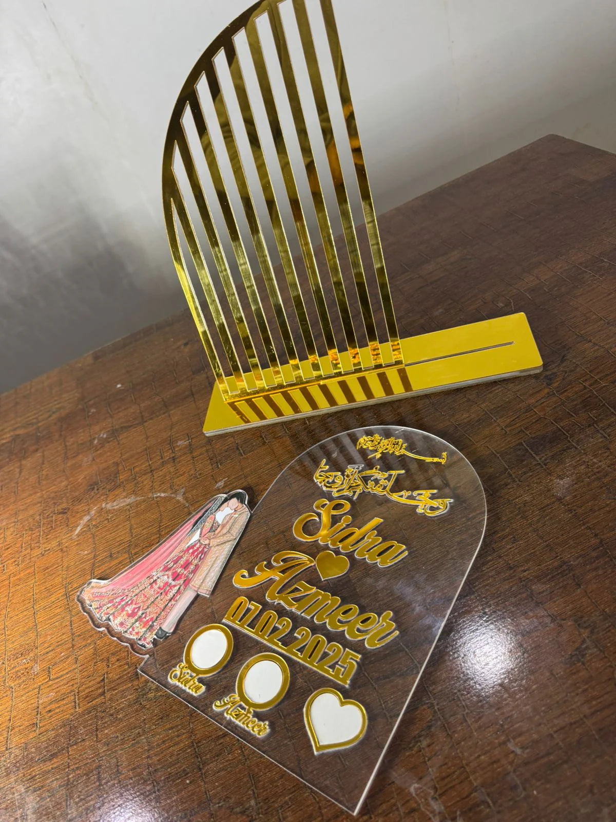 Nikah Thumb Board – Personalized for Wedding with Couple Stand